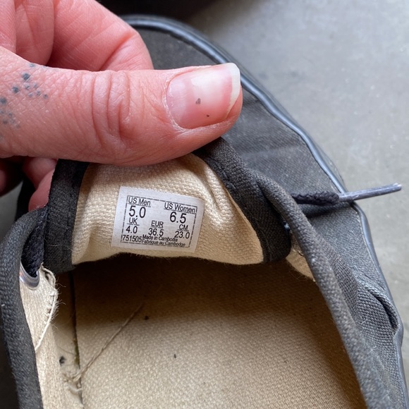 Vans authentic shoe - Picture 4 of 5